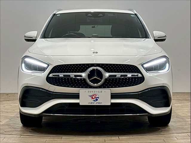 MERCEDES BENZ MERCEDES BENZ GLA class 2020