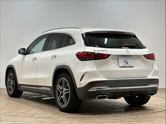 MERCEDES BENZ MERCEDES BENZ GLA class 2020