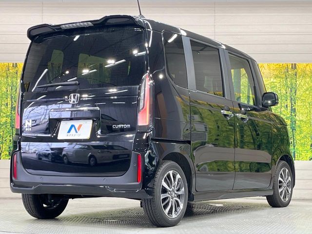 HONDA N BOX CUSTOM 2024