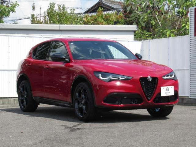 ALFAROMEO ALFAROMEO STELVIO 2025