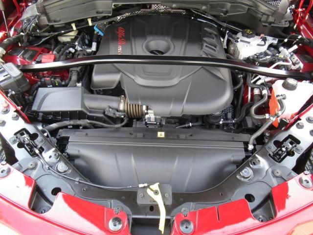 ALFAROMEO ALFAROMEO STELVIO 2025