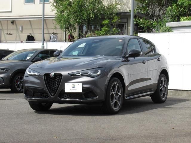 ALFAROMEO ALFAROMEO STELVIO 2025
