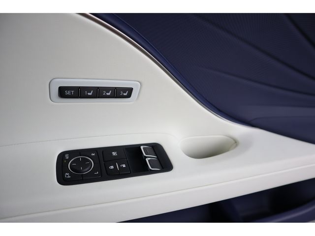 TOYOTA LEXUS LC500 Convertible 2023