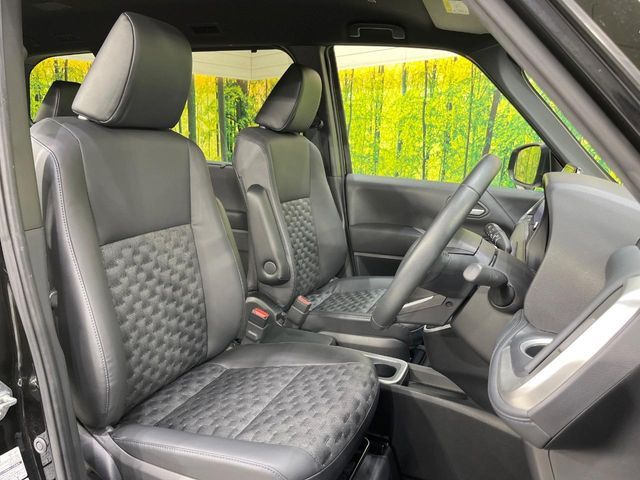 TOYOTA VOXY HYBRID 2023