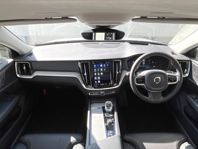 VOLVO VOLVO V60 CROSS COUNTRY 2022