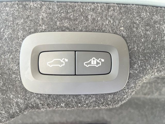 VOLVO VOLVO S90 2023