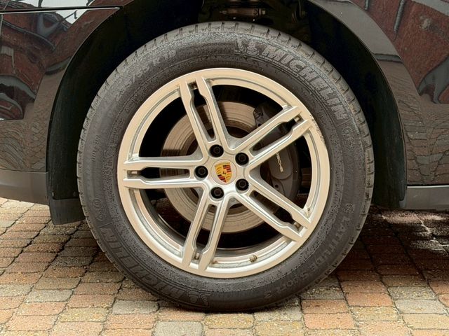 PORSCHE PORSCHE Macan 2020