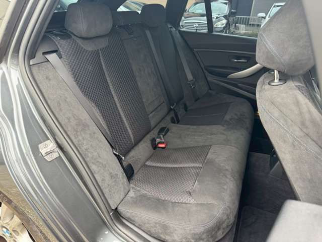 BMW BMW 3series TOURING 2012