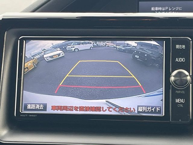 TOYOTA NOAH HYBRID 2018