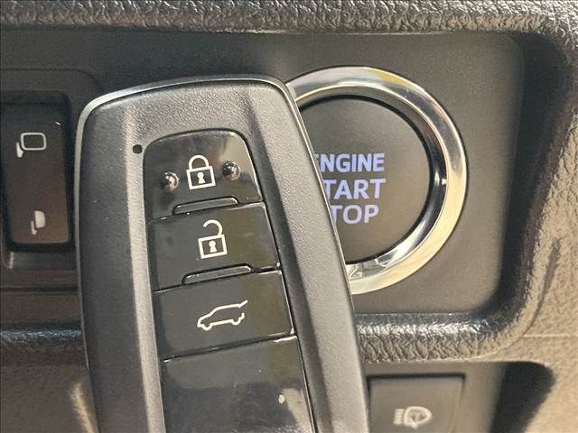 TOYOTA LANDCRUISER PRADO 2020