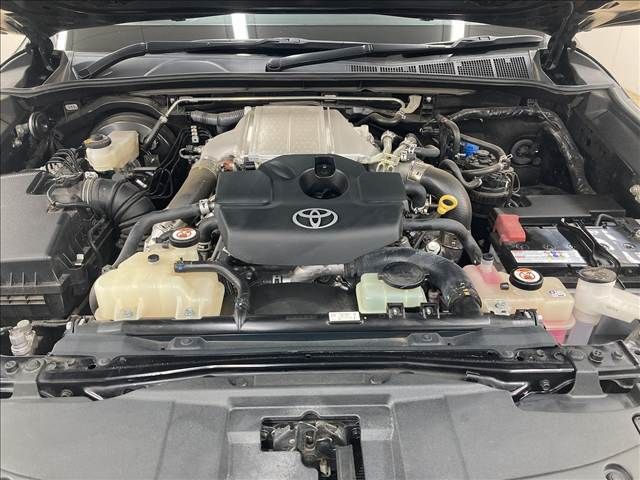 TOYOTA HILUX 4WD 2022