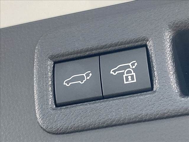 TOYOTA HARRIER 2WD 2024