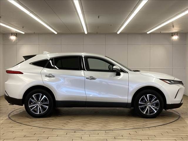 TOYOTA HARRIER 2WD 2024