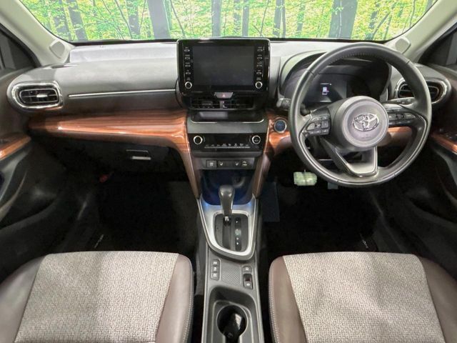 TOYOTA YARIS CROSS HYBRID 2021
