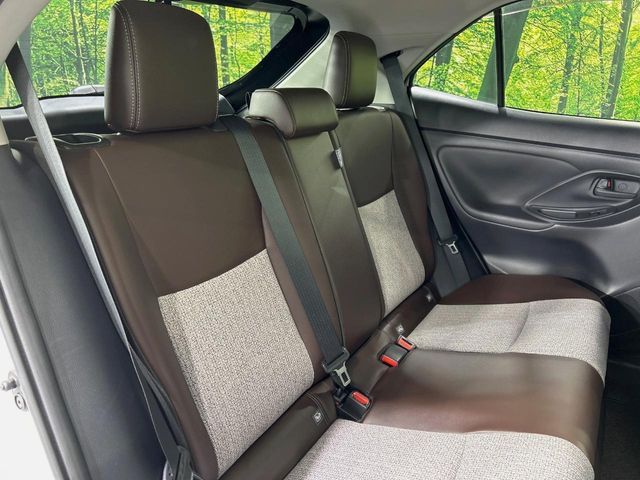 TOYOTA YARIS CROSS HYBRID 2021