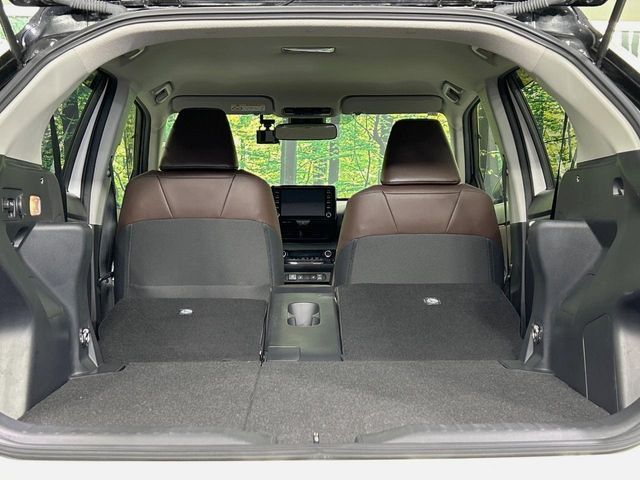 TOYOTA YARIS CROSS HYBRID 2021