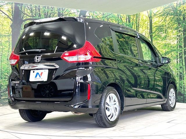 HONDA FREED 2018