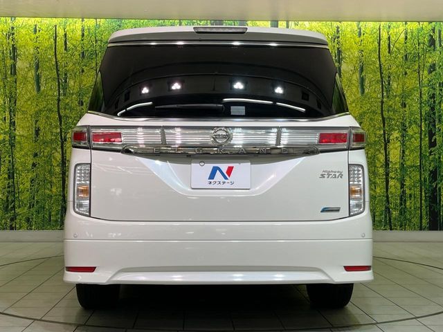 NISSAN ELGRAND 2011