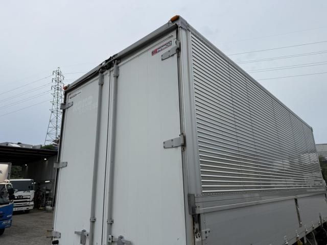 MITSUBISHI FUSOU FIGHTER 2017