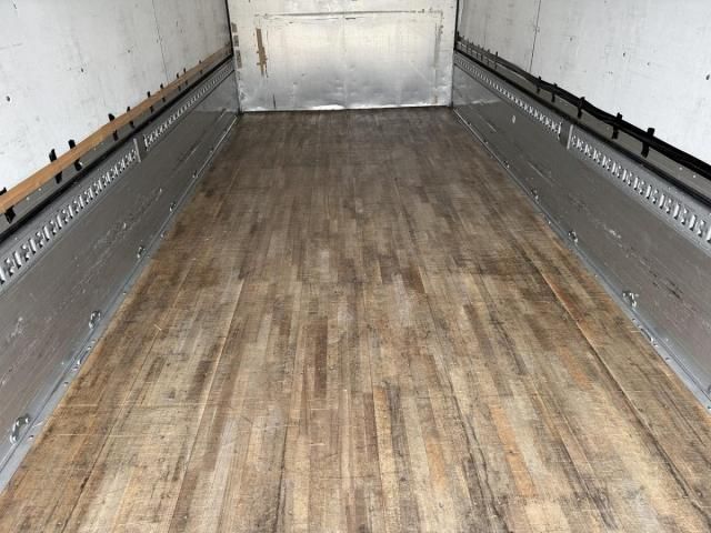 MITSUBISHI FUSOU FIGHTER 2017