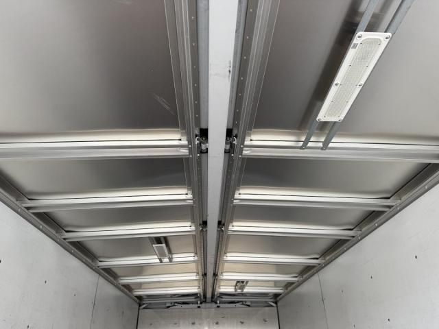 MITSUBISHI FUSOU FIGHTER 2017