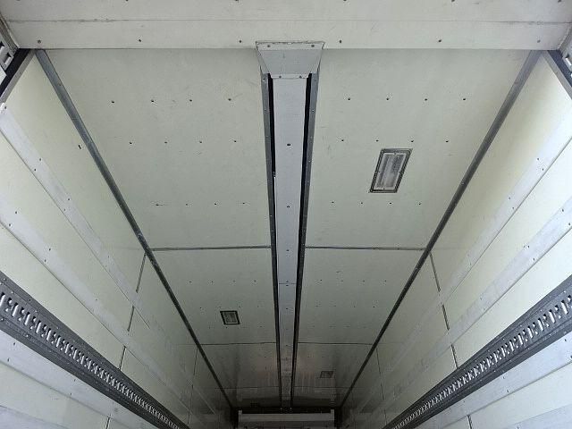 MITSUBISHI FUSOU SUPER GREAT 2016