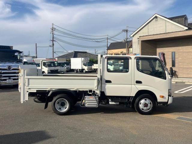 HINO DUTRO 2024