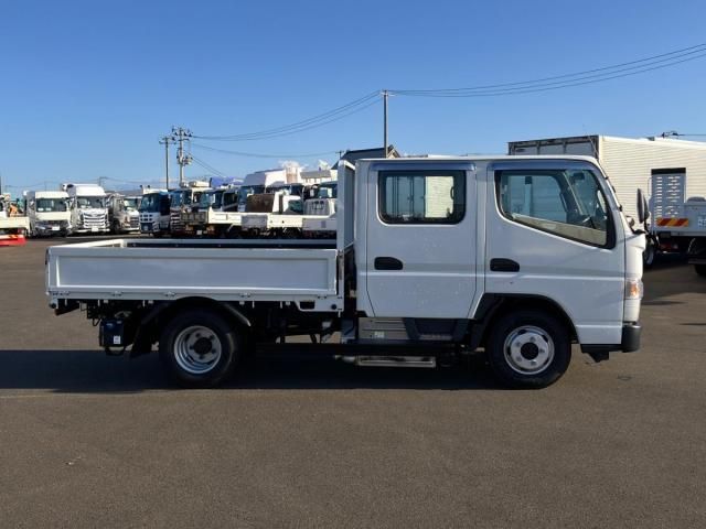 MITSUBISHI CANTER 2021