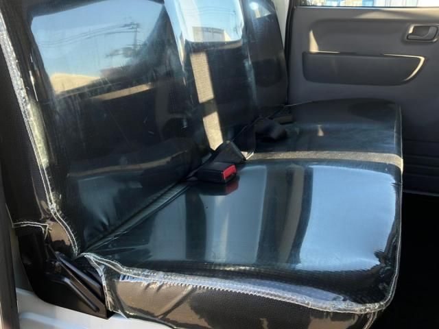 MITSUBISHI CANTER 2021