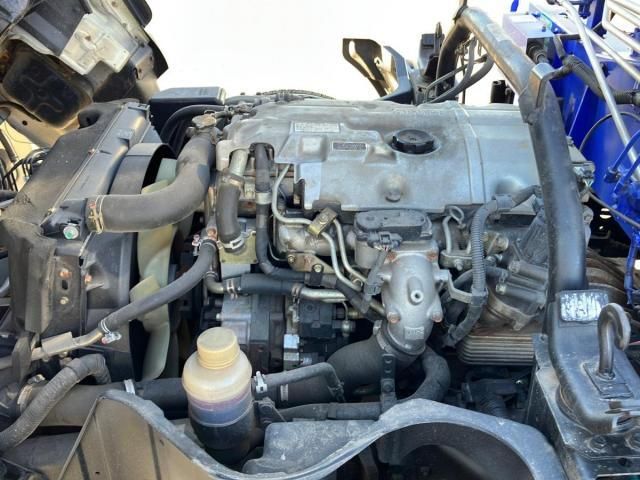 MITSUBISHI CANTER 2005