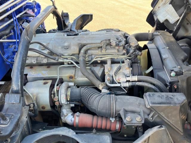 MITSUBISHI CANTER 2005