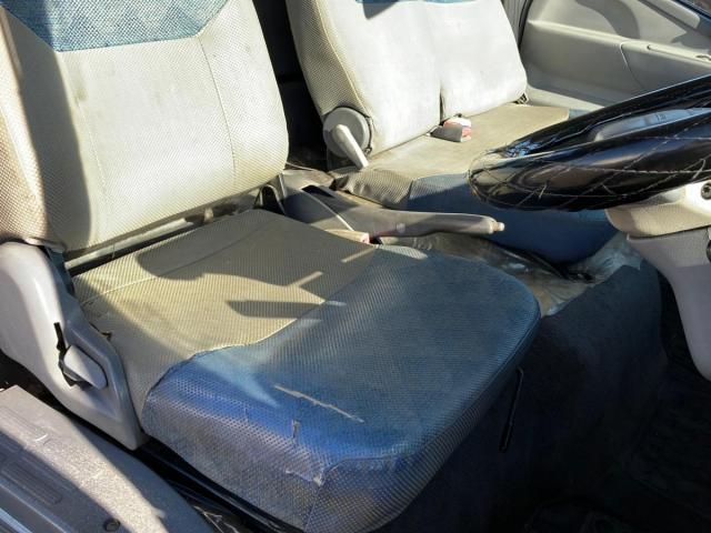 MITSUBISHI CANTER 2005