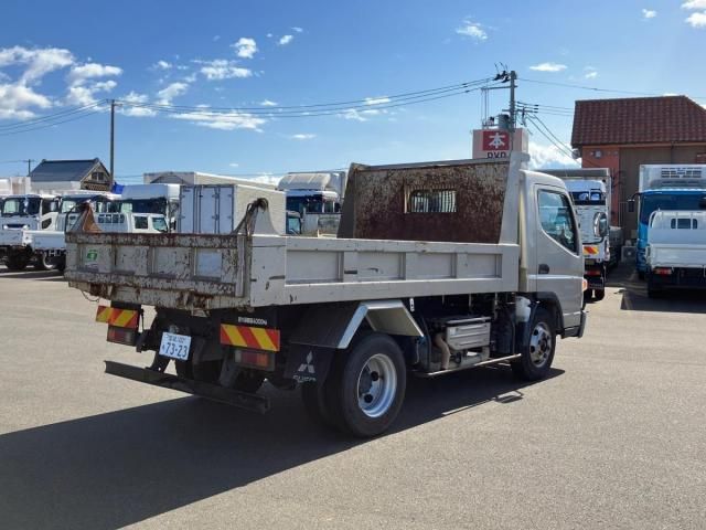 MITSUBISHI CANTER 2015