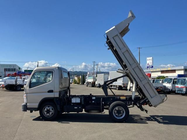 MITSUBISHI CANTER 2015