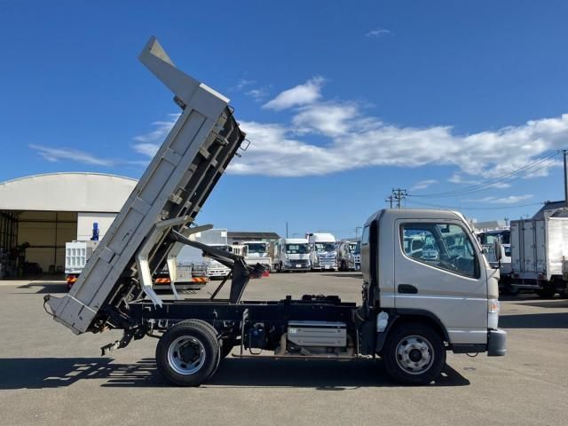 MITSUBISHI CANTER 2015