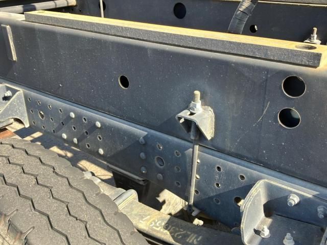 MITSUBISHI CANTER 2015