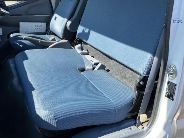 MITSUBISHI CANTER 2015