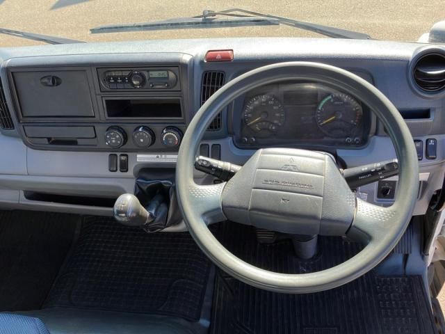 MITSUBISHI CANTER 2015