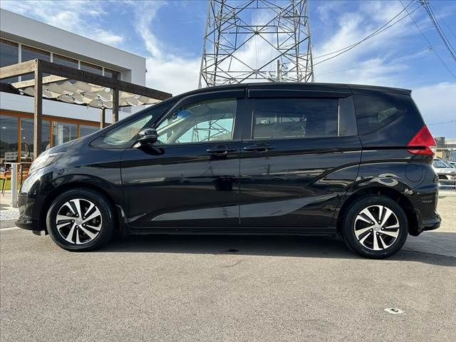 HONDA FREED plus 2017