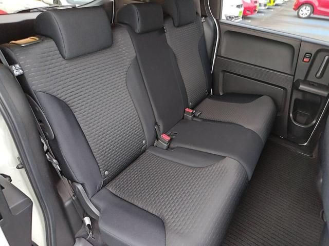 HONDA FREED Spike 2013