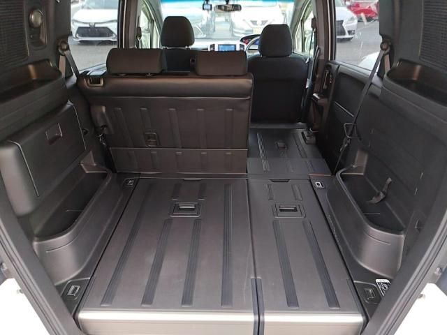 HONDA FREED Spike 2013