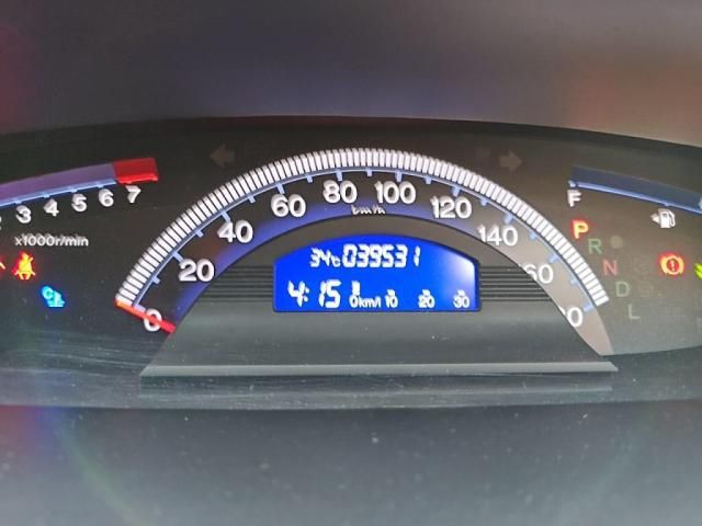 HONDA FREED Spike 2013