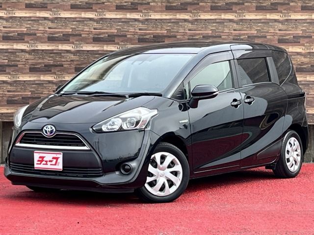 TOYOTA SIENTA HYBRID 2017