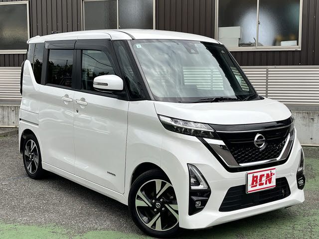 NISSAN ROOX 2021