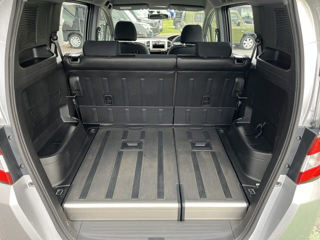 HONDA FREED Spike 2010