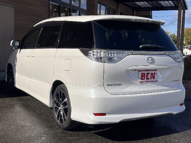 TOYOTA ESTIMA 2012