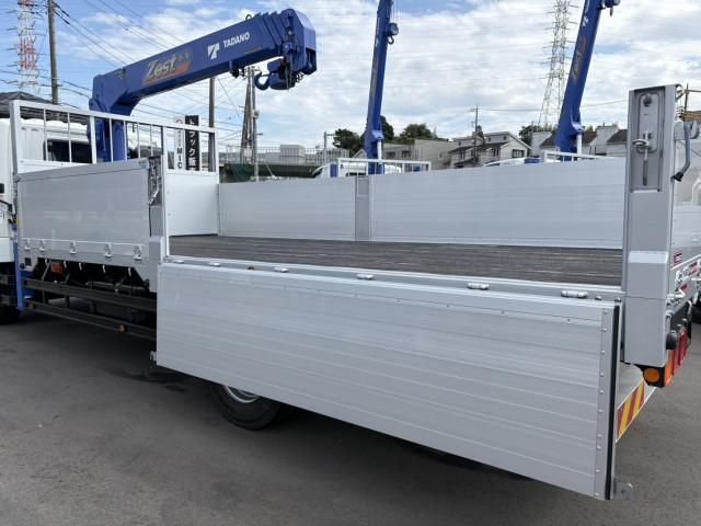 MITSUBISHI FUSOU FIGHTER 2024