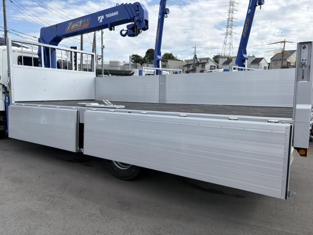 MITSUBISHI FUSOU FIGHTER 2024