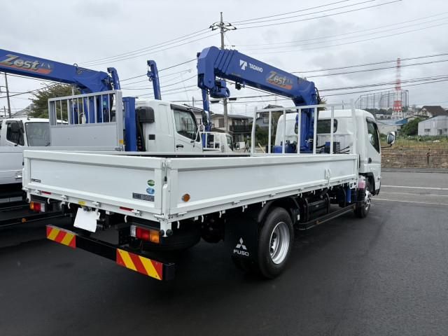 MITSUBISHI CANTER 2025