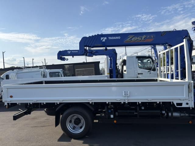 MITSUBISHI CANTER 2025